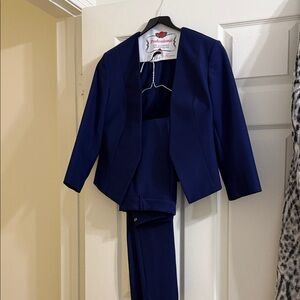 Express Professional Blue Suit Set